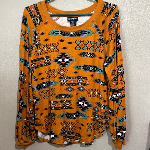 Wrangler Tops - Bubble Sleeve Wrangler Top